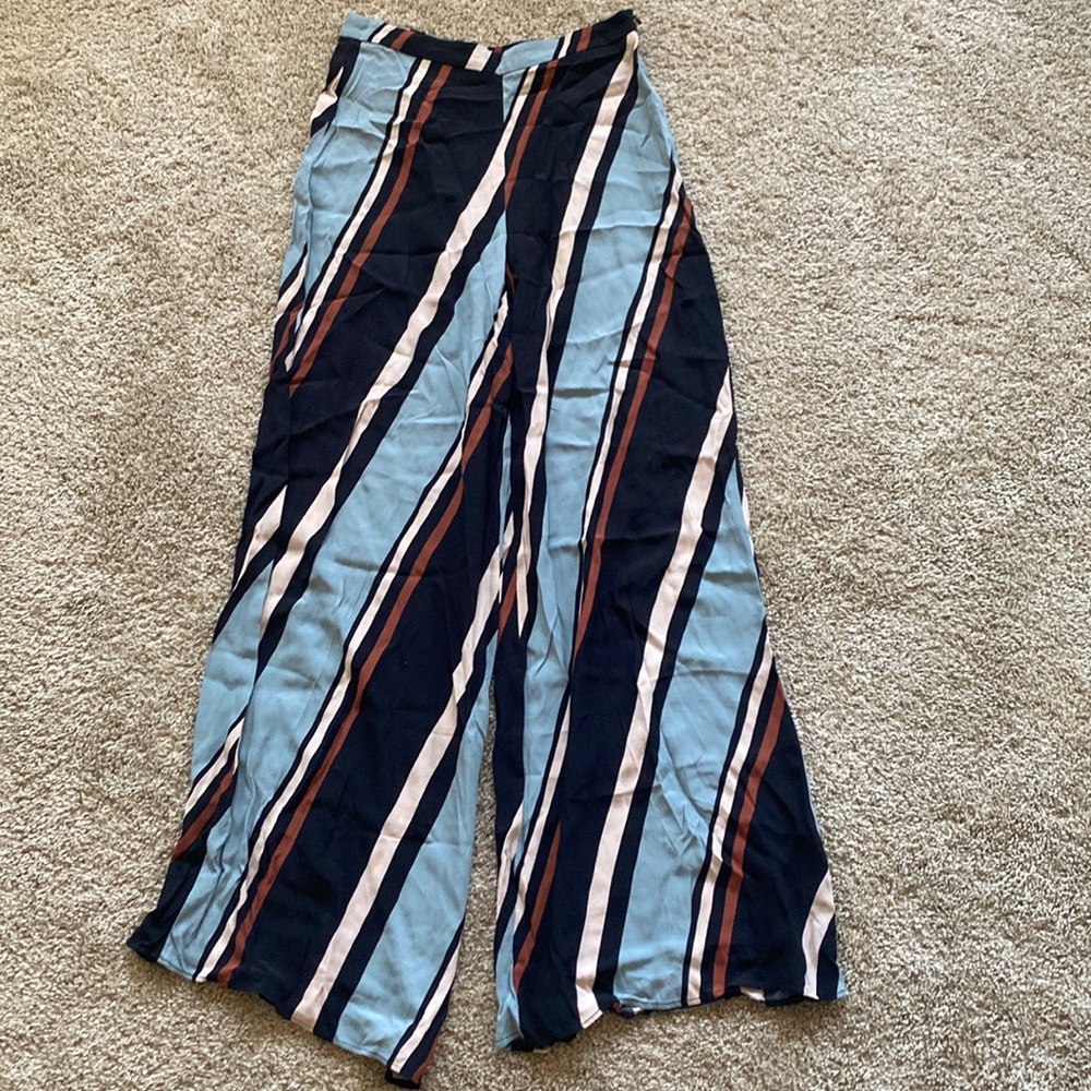 ZARA WOMAN STRIPED FLOWY PANTS SIZE SMALL